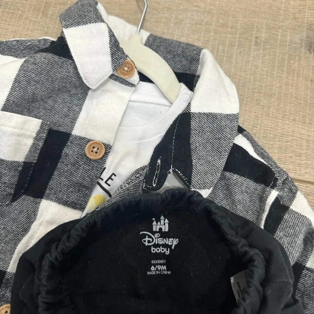 Disney Mickey Mouse Baby Outfit Size 6-9 Months